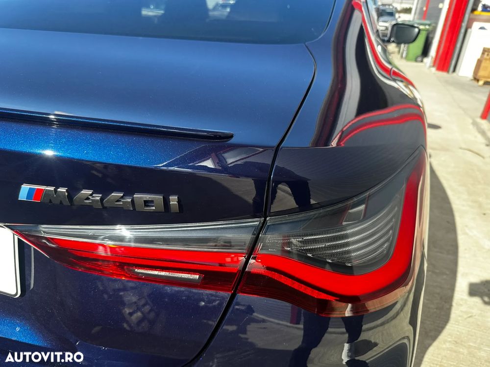 BMW M4 M440i xDrive AT MHEV - 13