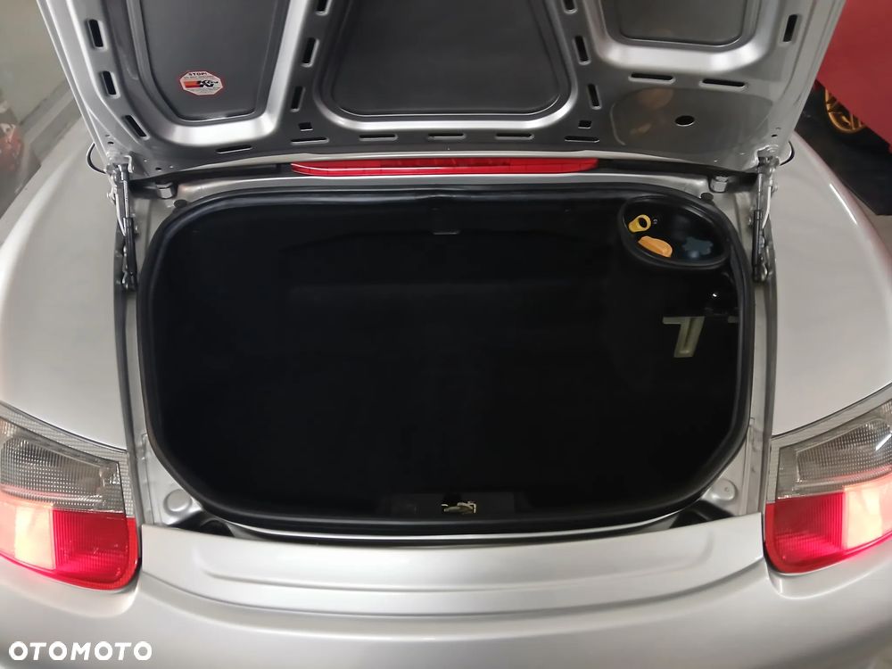 Porsche Boxster - 12