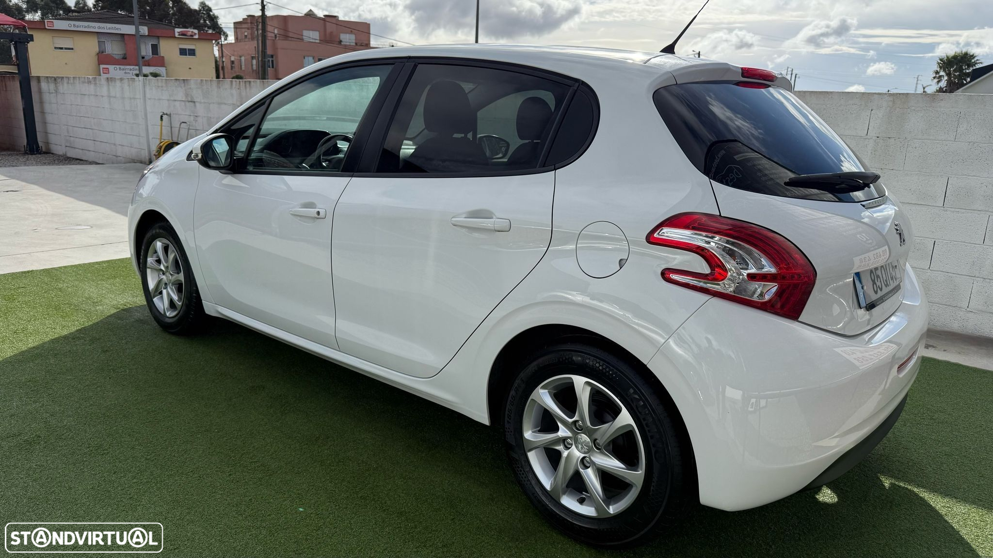 Peugeot 208 1.4 HDi Active - 9