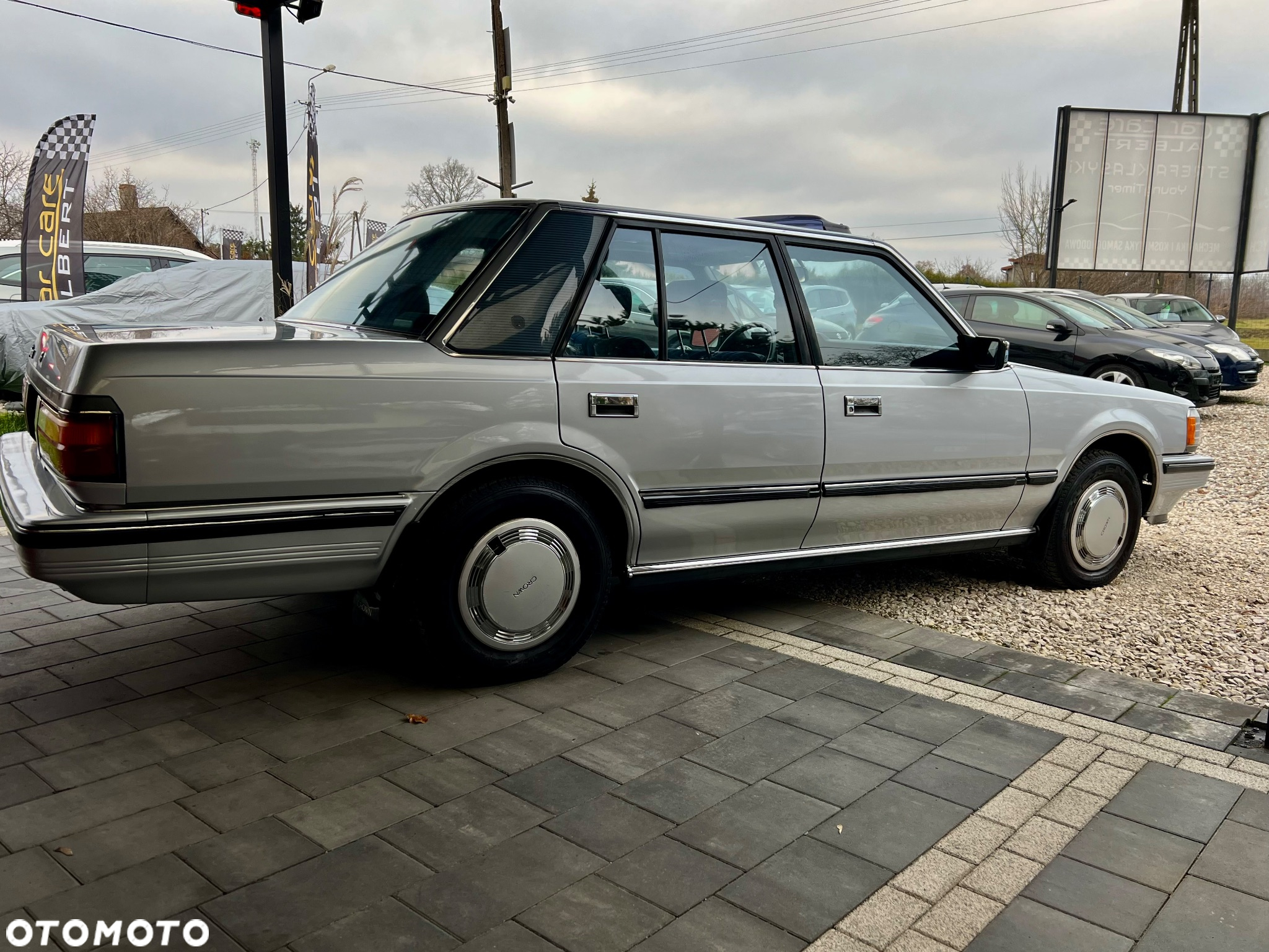 Toyota Crown - 20