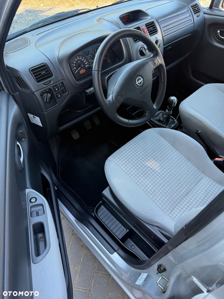 Opel Agila 1.2 16 V Edition - 10