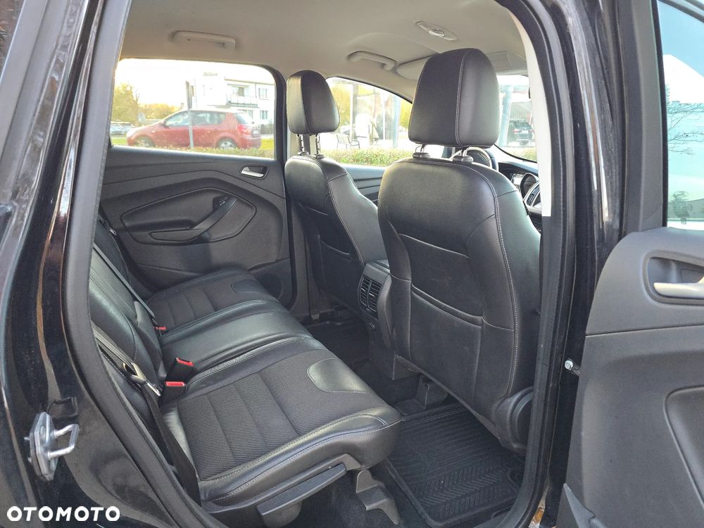 Ford Kuga - 13