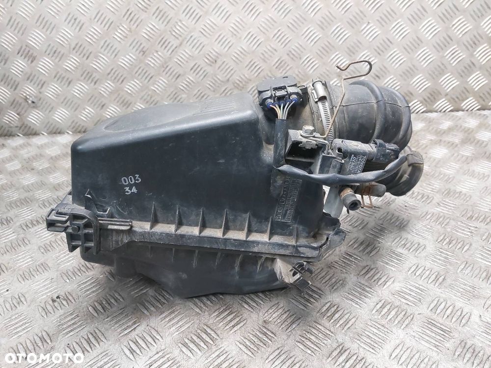 OBUDOWA FILTRA POWIETRZA + RURA DOLOT TOYOTA COROLLA E12 1.6 16V - 2