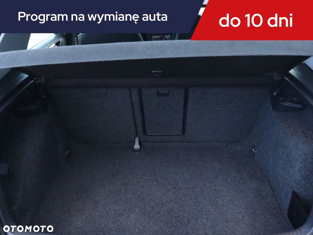 Volkswagen Golf - 15