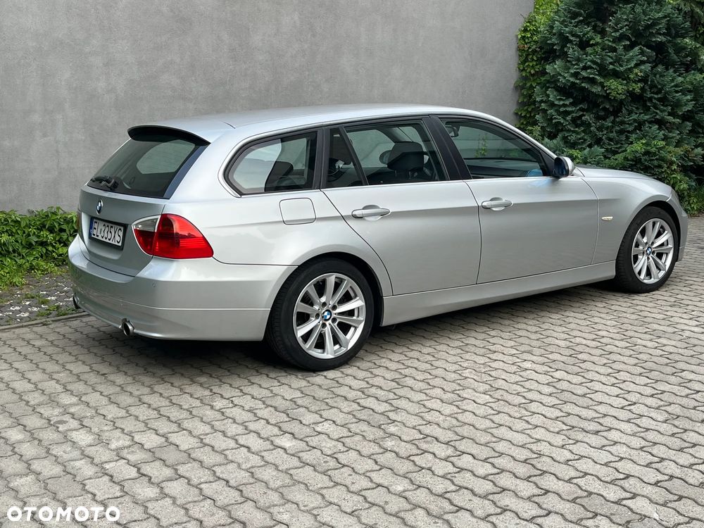 BMW Seria 3 335i - 2