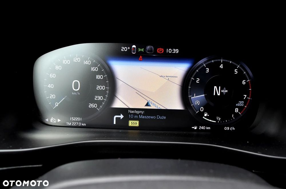 Volvo XC 40 T2 Momentum Pro - 29