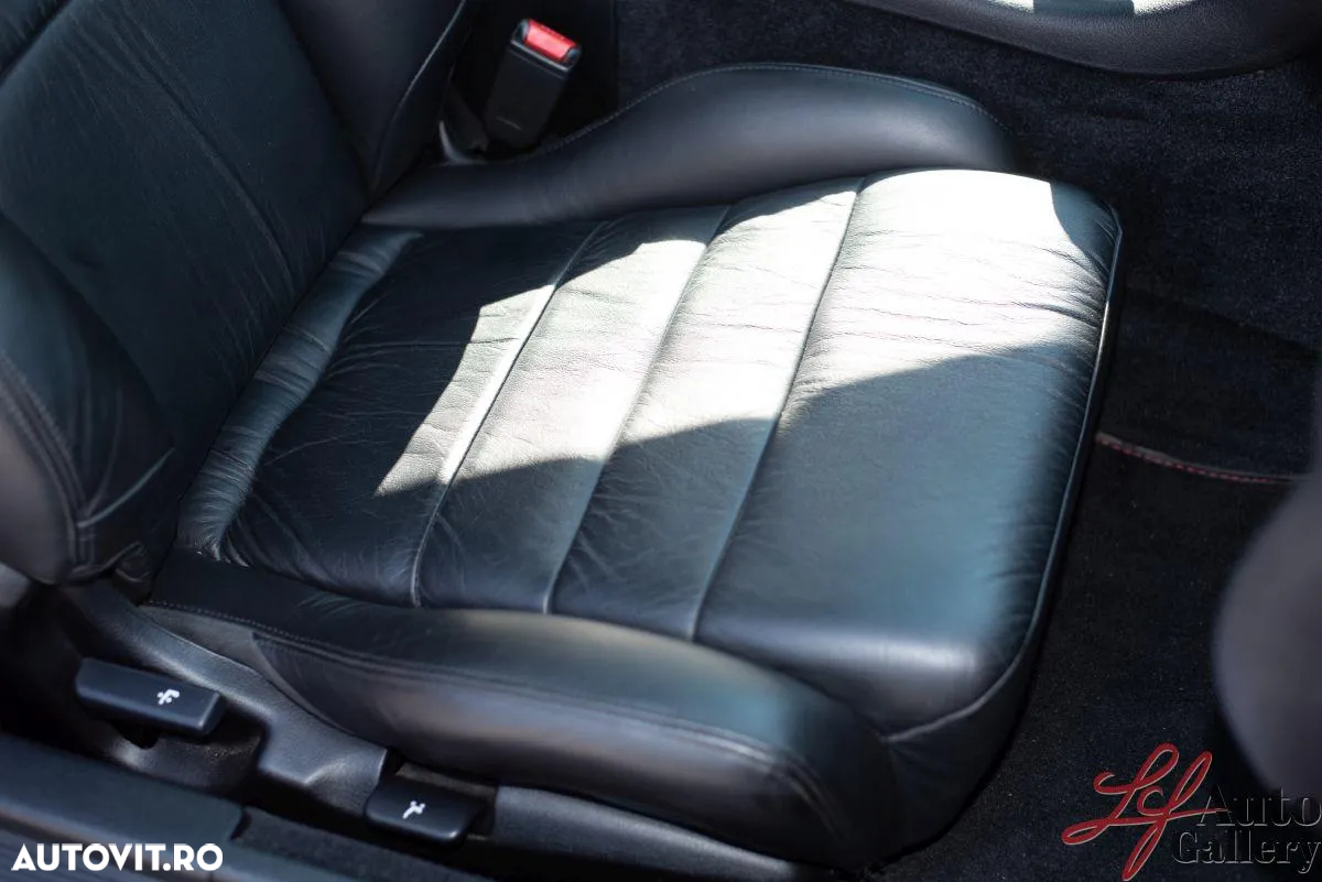 Mitsubishi 3000 GT Standard - 16