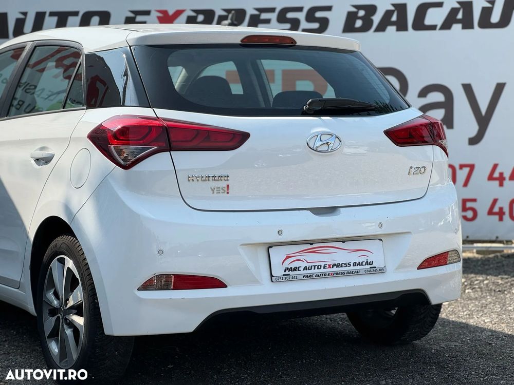 Hyundai i20 1.4 YES! Silver - 20