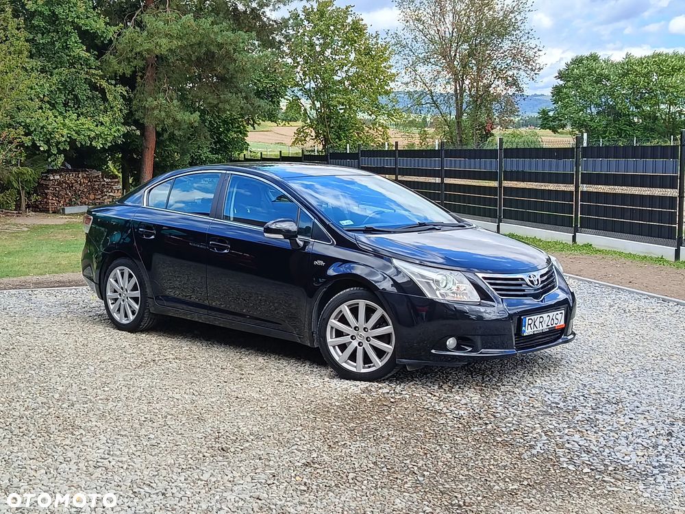 Toyota Avensis - 9
