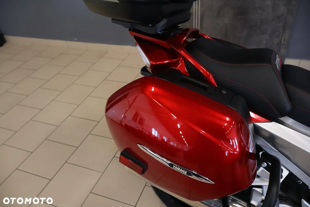 Yamaha FJR - 18