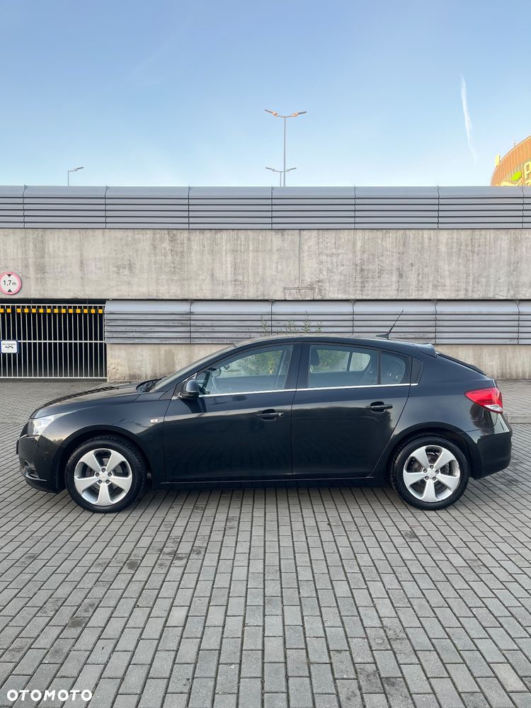 Chevrolet Cruze 1.8 LT - 2