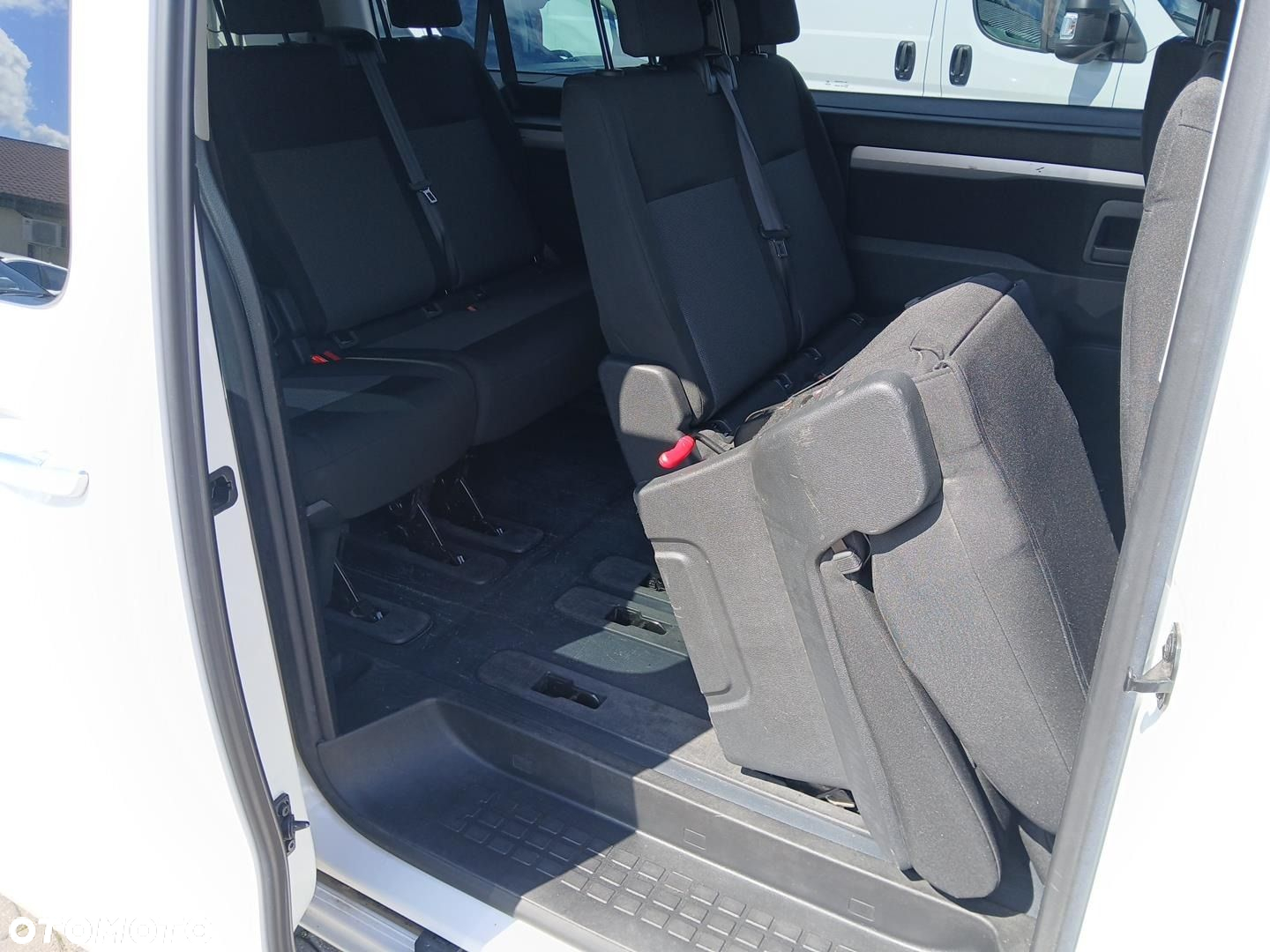 Toyota Proace Verso 2.0 D4-D Long Business - 17