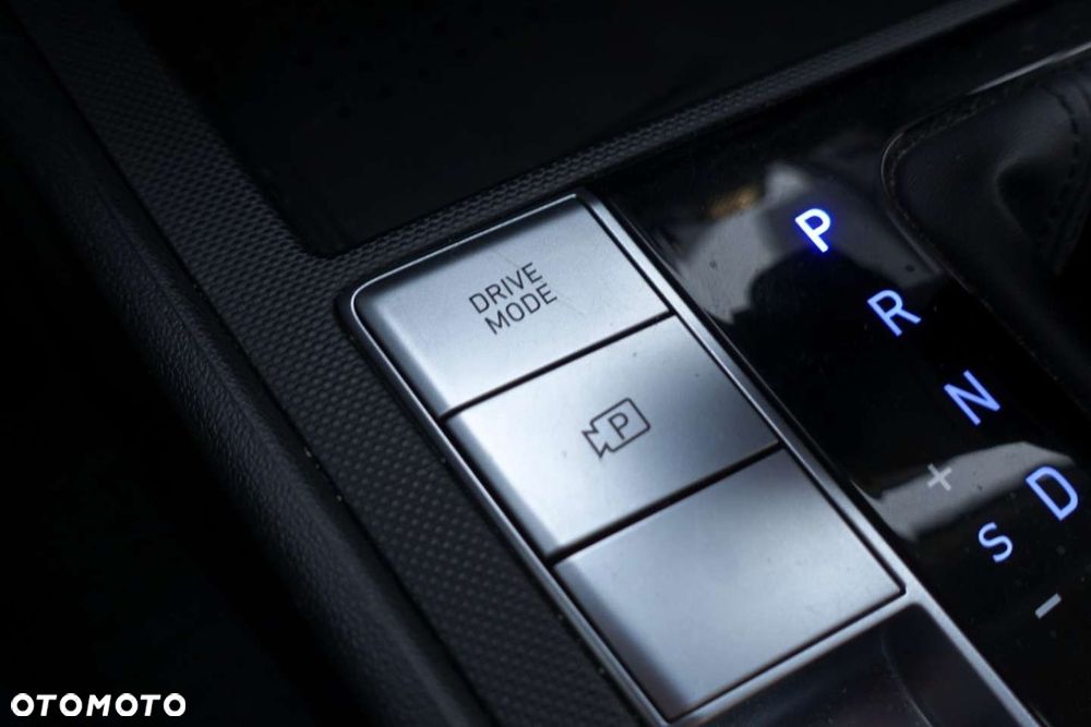 Hyundai Elantra - 18