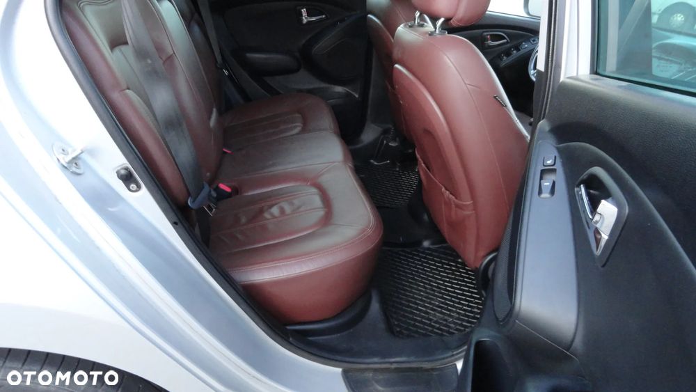 Hyundai ix35 2.0 CRDi 4WD Premium - 12