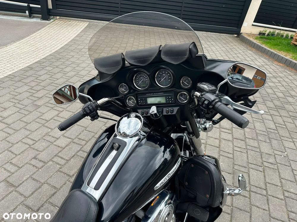 Harley-Davidson FLH Electra Glide - 12