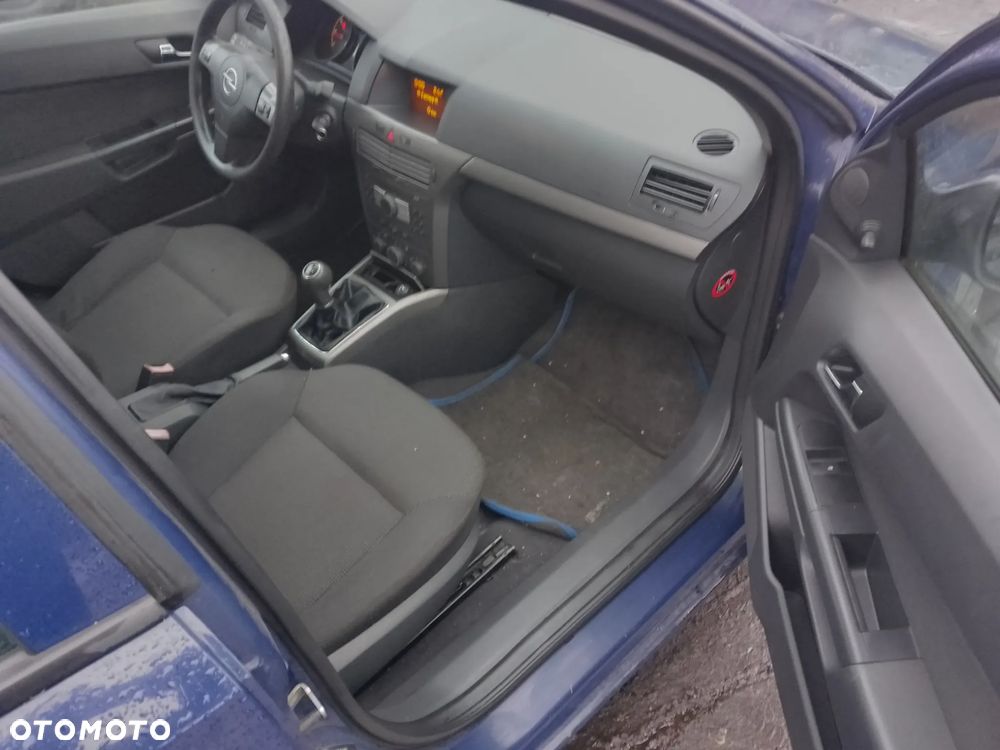 DAWCA CZĘŚCI OPEL ASTRA H III Z19DTL M32 EU KOMBI - 12