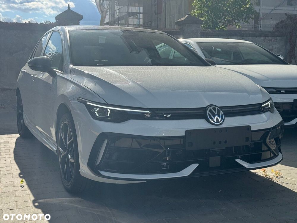 Volkswagen Golf - 21