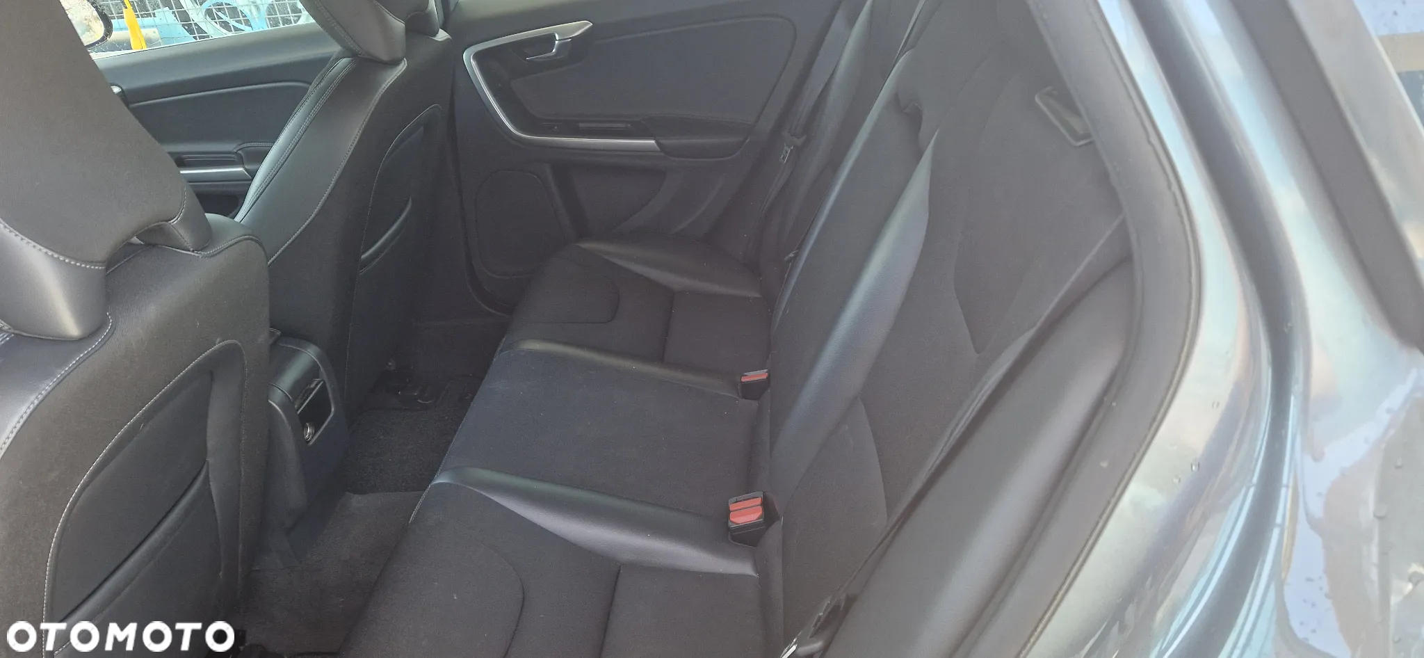 Volvo V60 D2 Drive-E Kinetic - 6