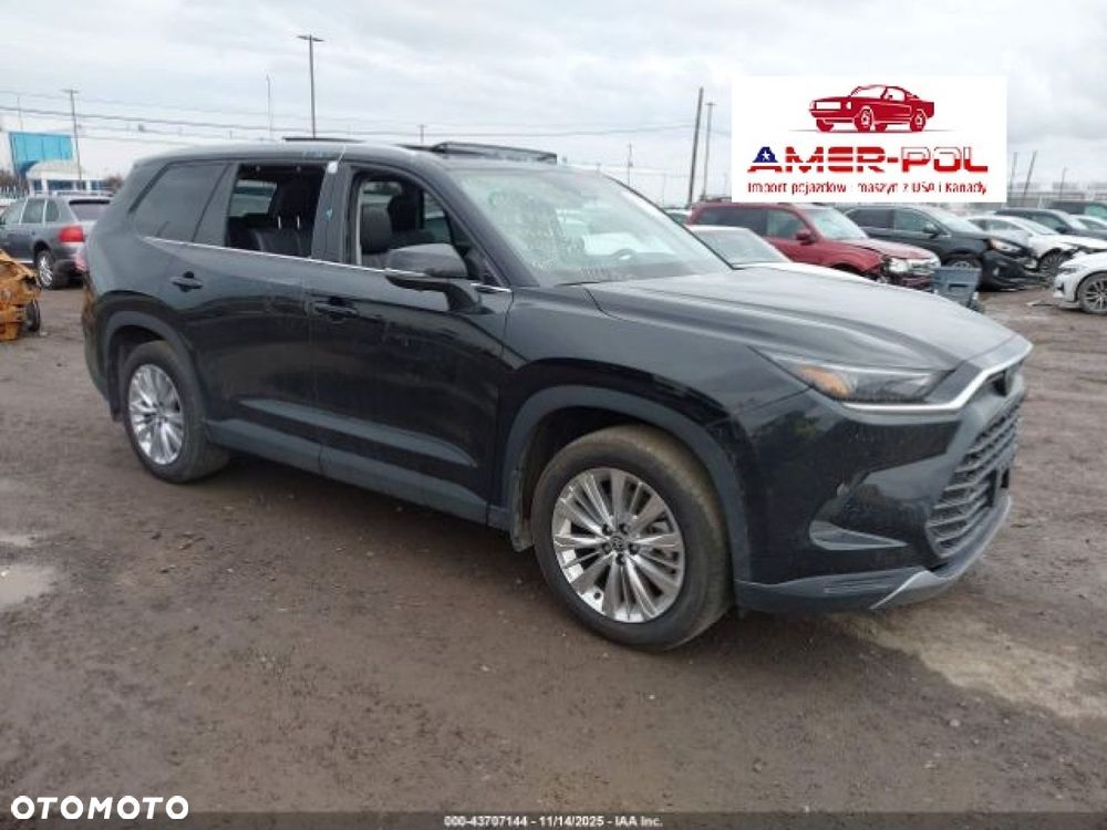 Toyota Grand Highlander - 1