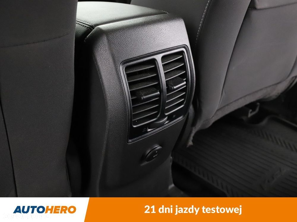 Ford Kuga - 31