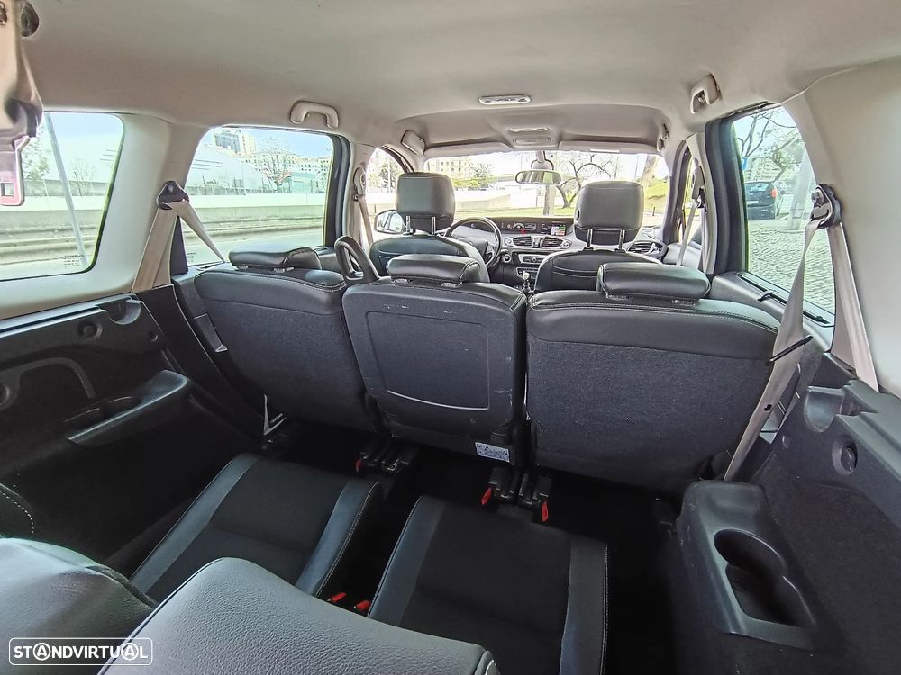 Renault Grand Scénic 1.5 dCi Bose Edition SS - 26