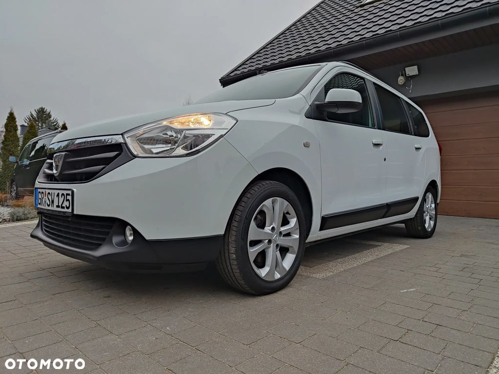 Dacia Lodgy dCi 110 Laureate - 32