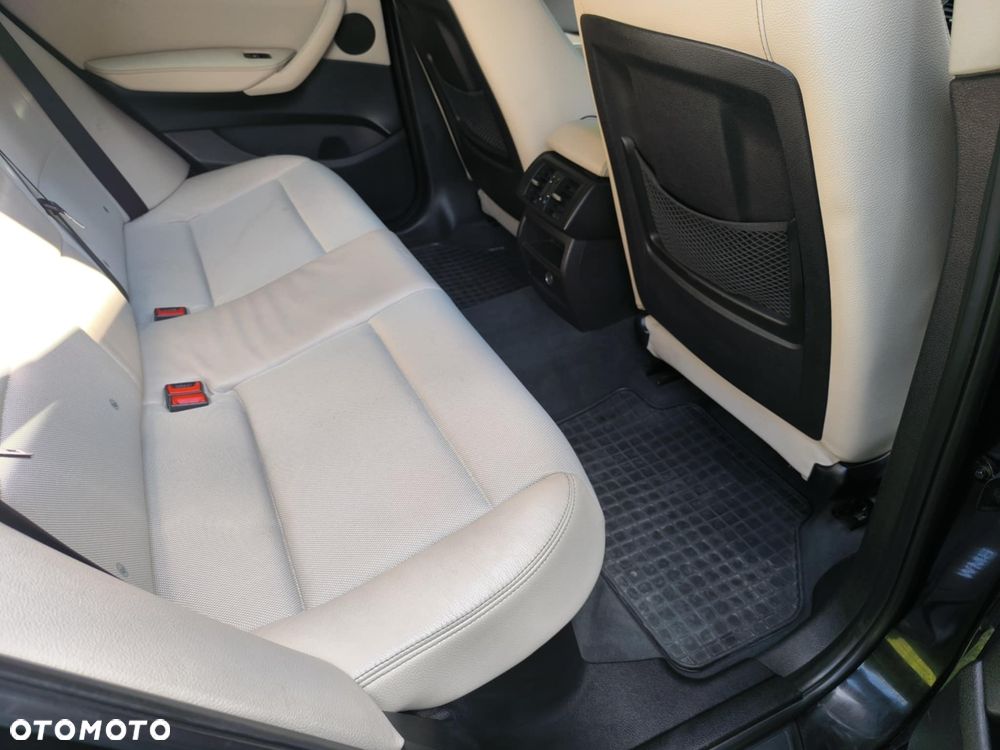 BMW X3 xDrive20d - 19