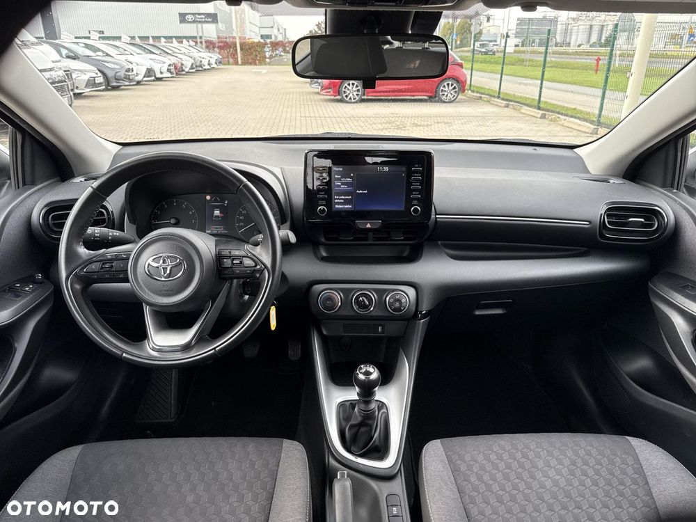 Toyota Yaris - 11