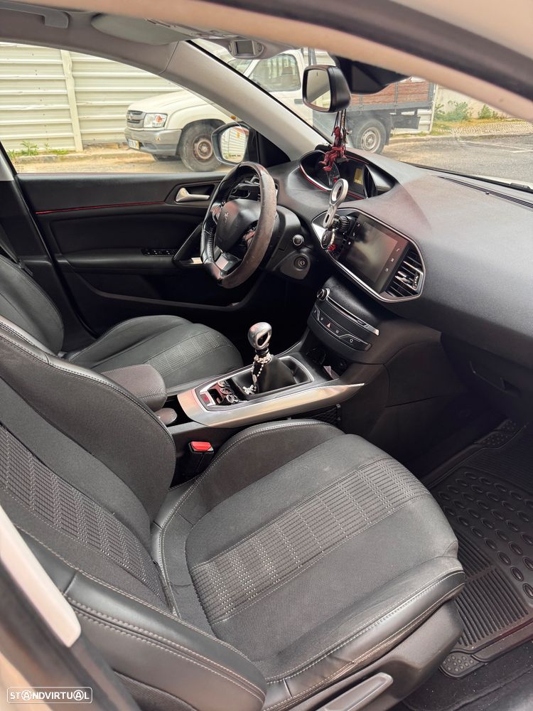 Peugeot 308 SW e-HDi 115 Stop & Start Nível 2 Business-Line - 6