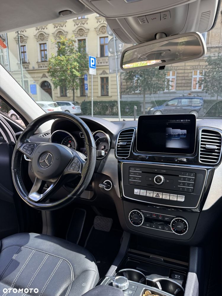 Mercedes-Benz GLE 250 d 4-Matic - 22