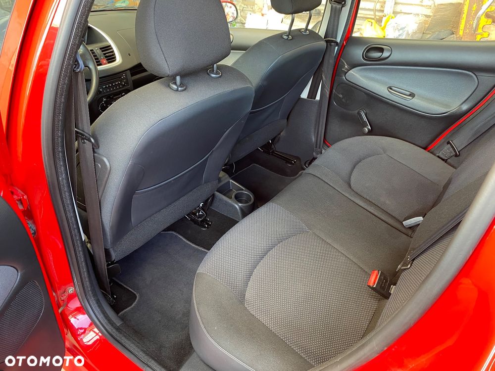 Peugeot 206 plus 60 - 23
