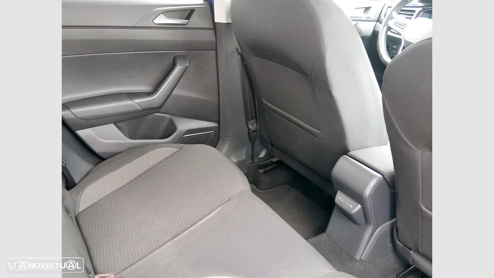 VW Polo 1.0 TSI Life DSG - 18