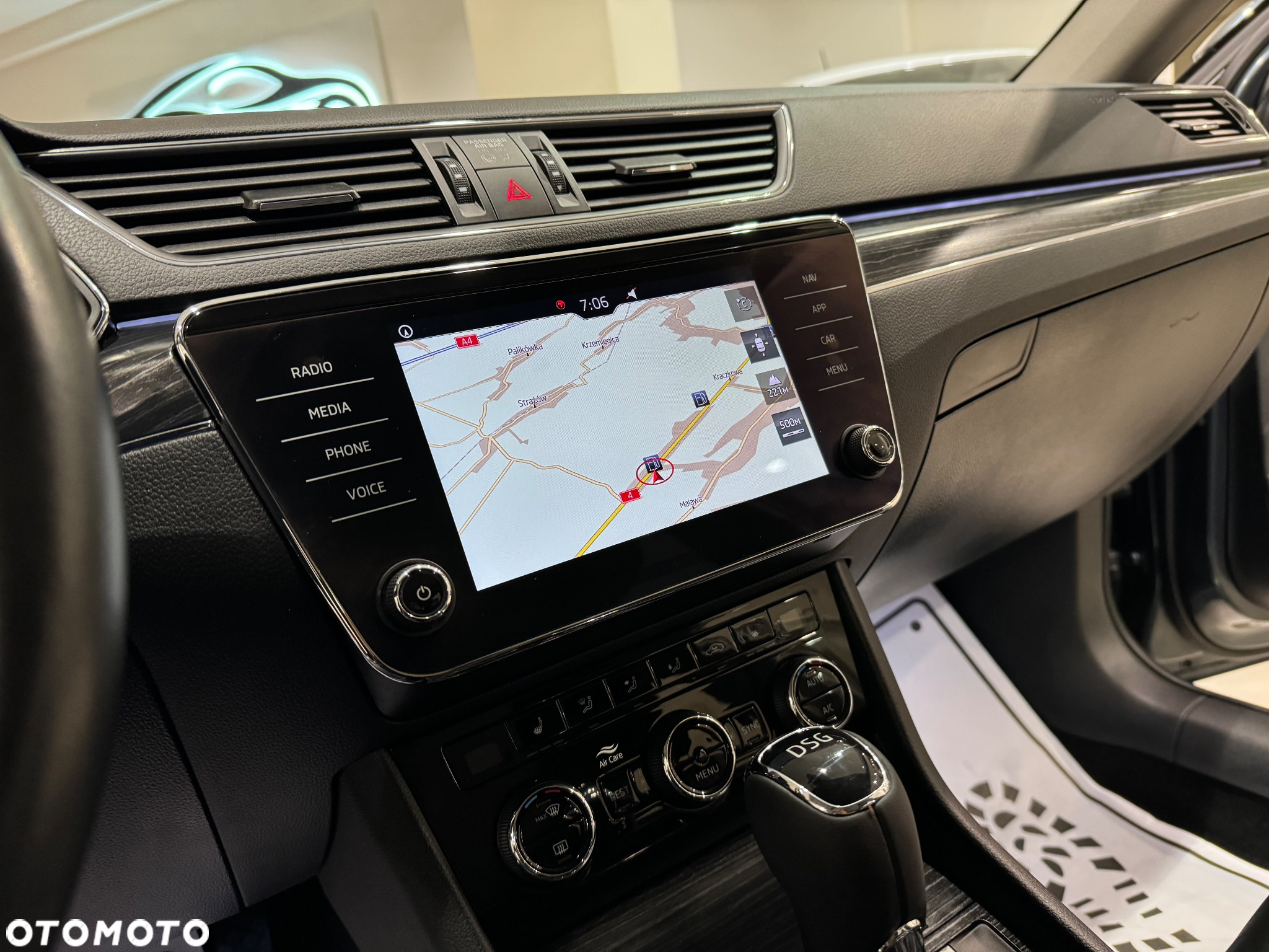 Skoda Superb 1.5 TSI ACT Sportline DSG - 29