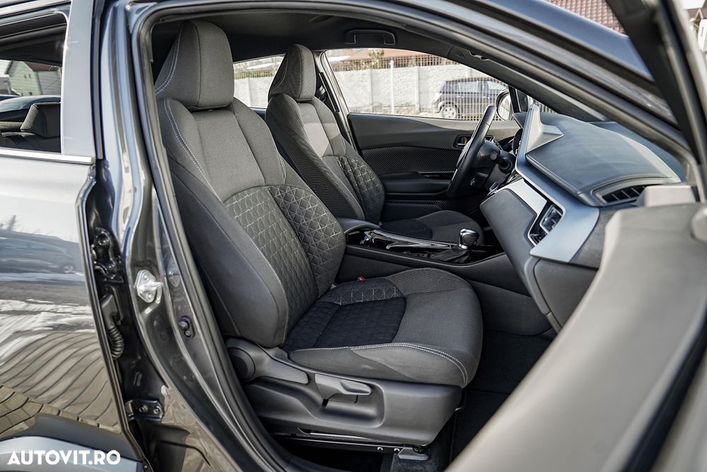 Toyota C-HR 1.8 HSD 122 CP 4x2 CVT Style - 14
