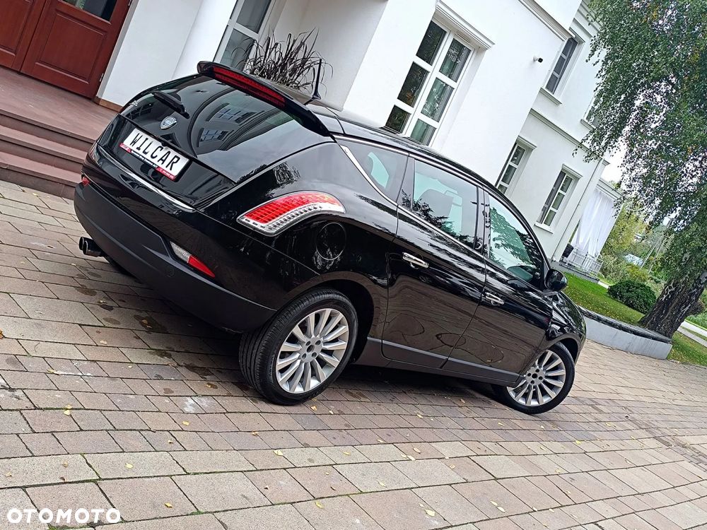 Lancia Delta 1.4 TurboJet 16v Gold - 13