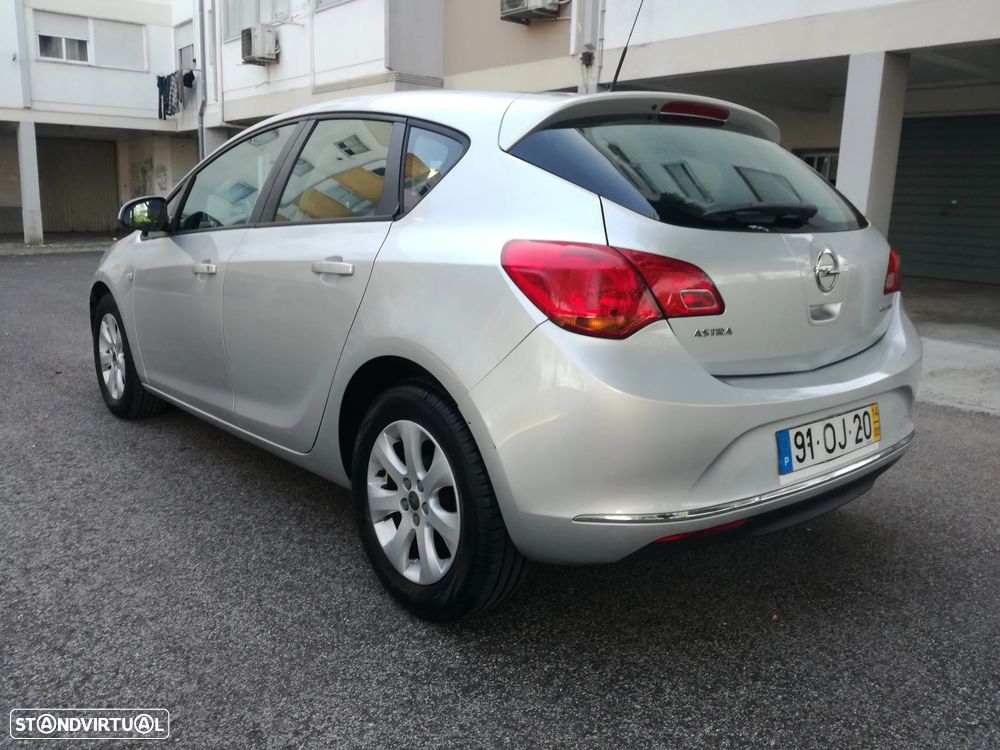 Opel Astra 1.3 CDTI Cosmo - 5