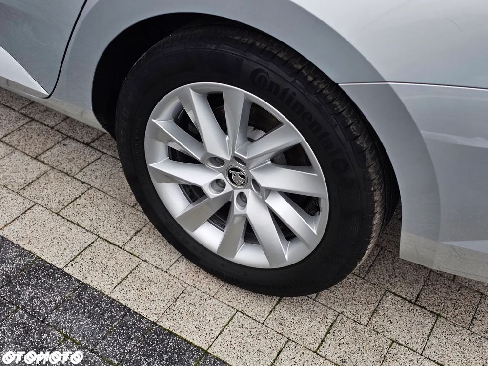 Skoda Superb 1.5 TSI Ambition - 10