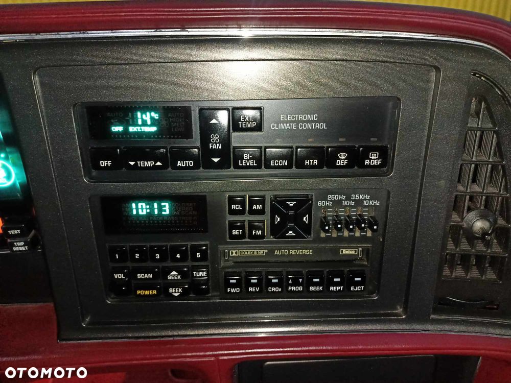 Buick Reatta 3.8 - 12