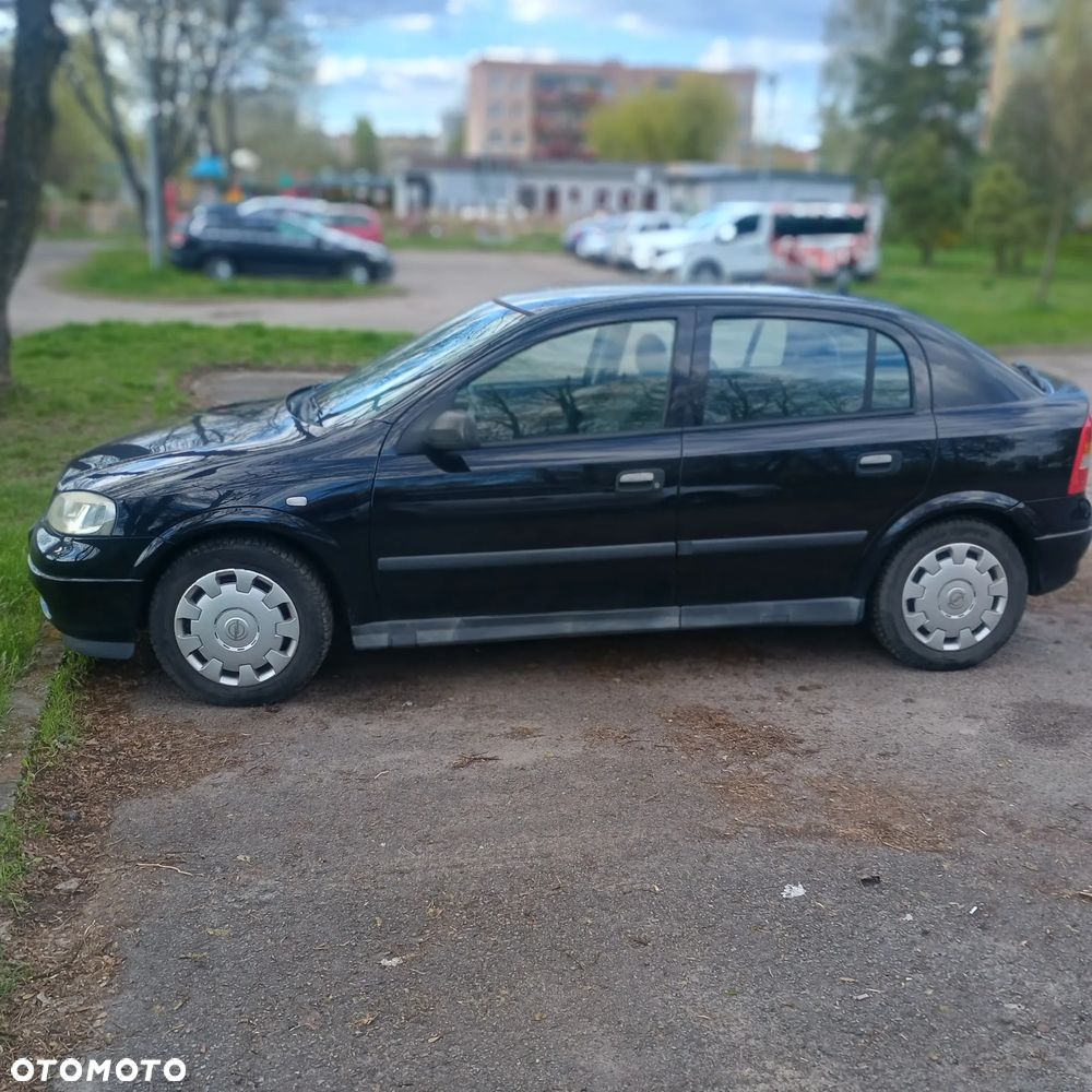 Opel Astra 1.4 - 3