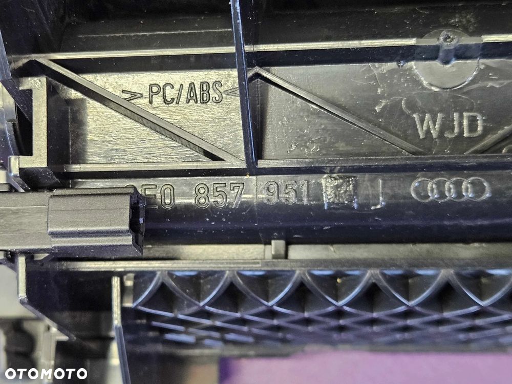 Popielniczka 2 DIN 8E0857951 J Klapka Wkład Ciemna Soul Audi A4 B6 B7 - 32