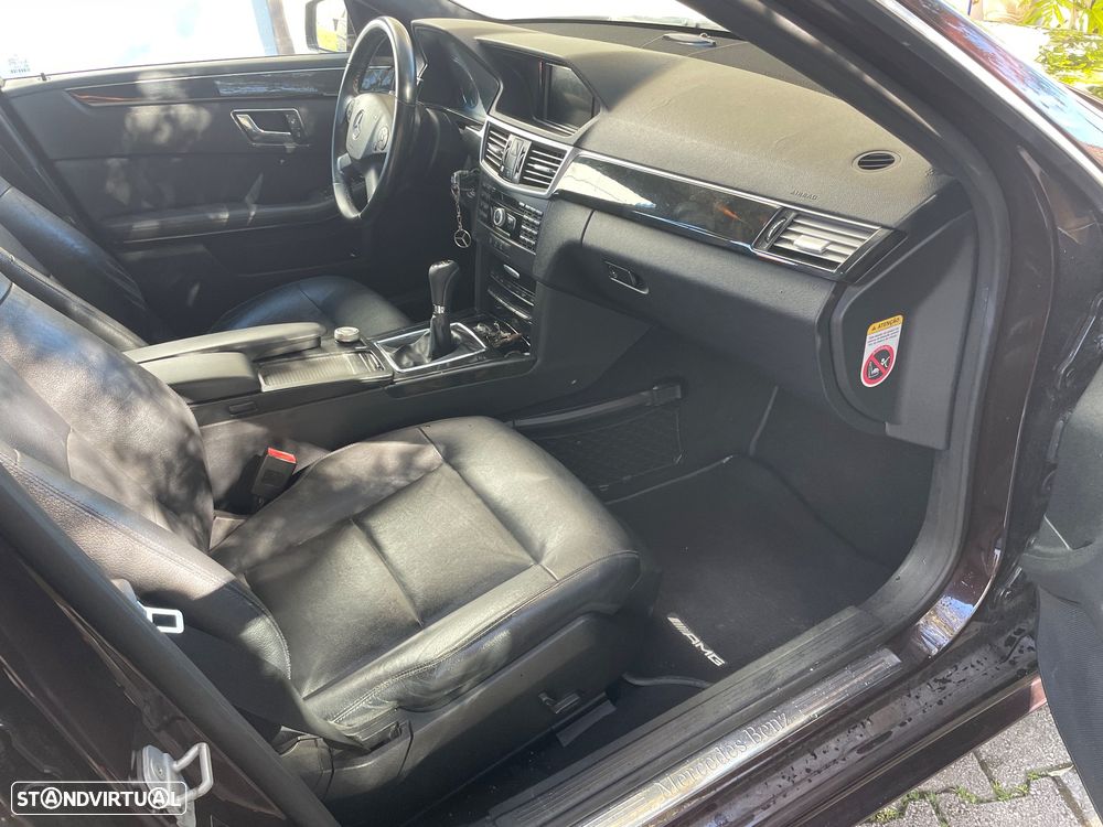 Mercedes-Benz AMG GT - 22