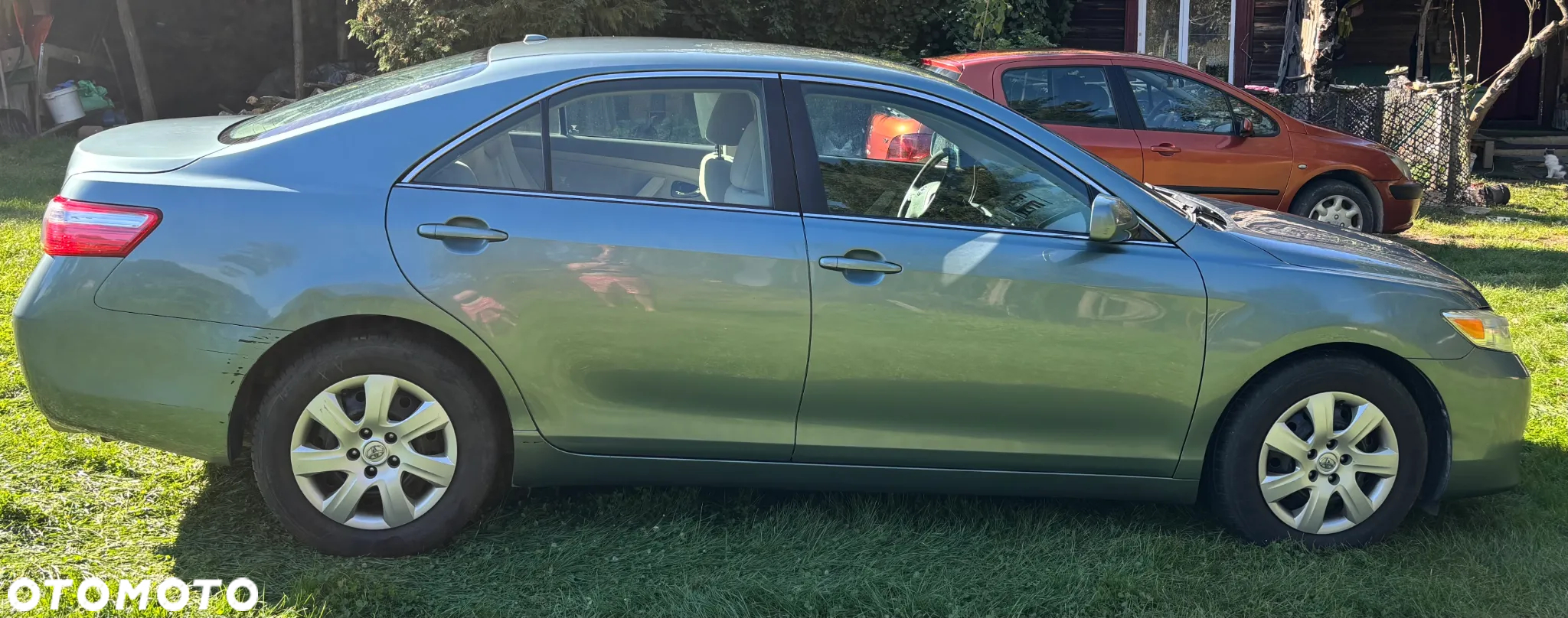 Toyota Camry 2.5 LE - 10
