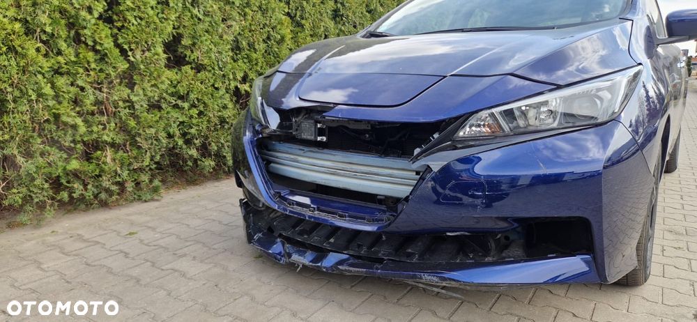 Nissan Leaf 40kWh 10 - 2