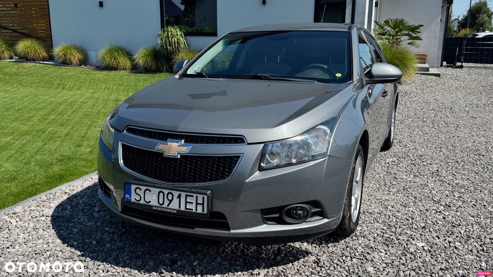 Chevrolet Cruze 1.6 LS - 6