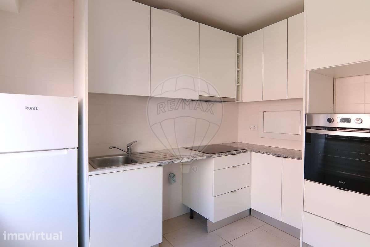 Apartamento T2 para arrendamento - Grande imagem: 2/10