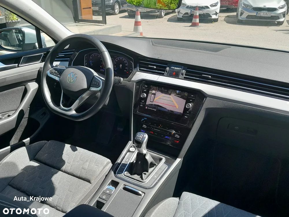 Volkswagen Passat 1.5 TSI EVO Business - 10