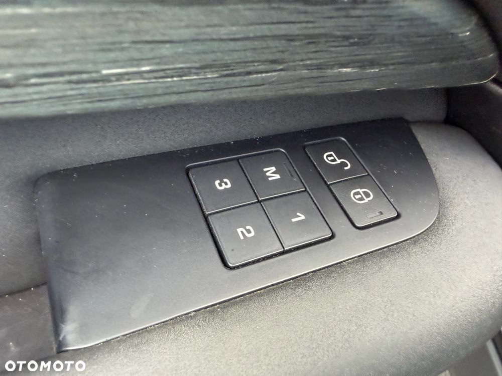 Land Rover Discovery 2.0 SD4 HSE Luxury - 20