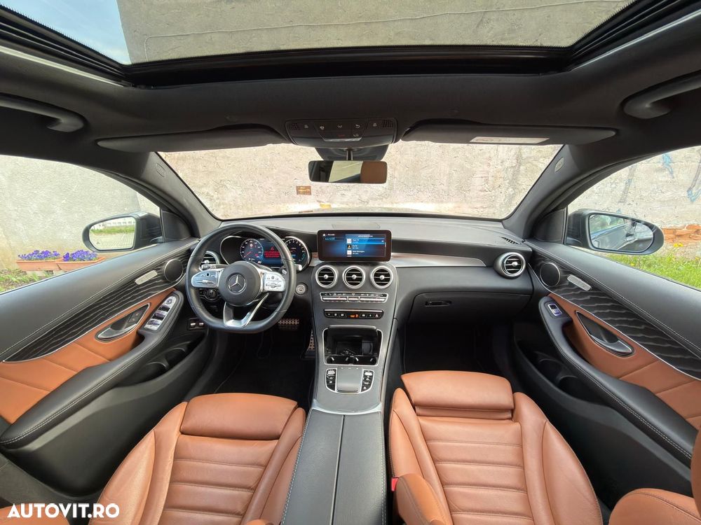 Mercedes-Benz GLC Coupe 300 e 4MATIC - 20