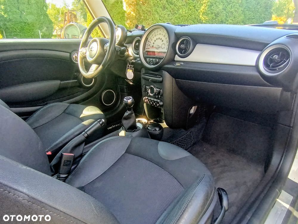 MINI Cooper Standard - 7