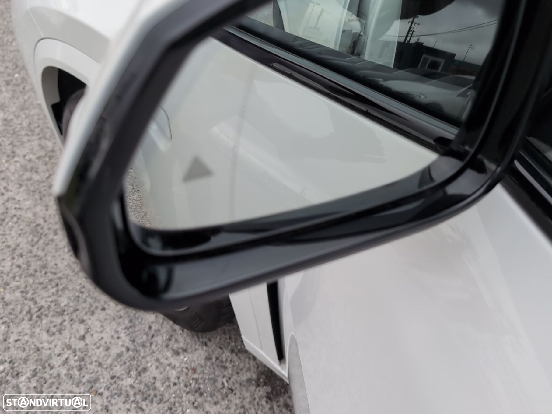 BMW X2 18 d sDrive Auto Pack M - 29